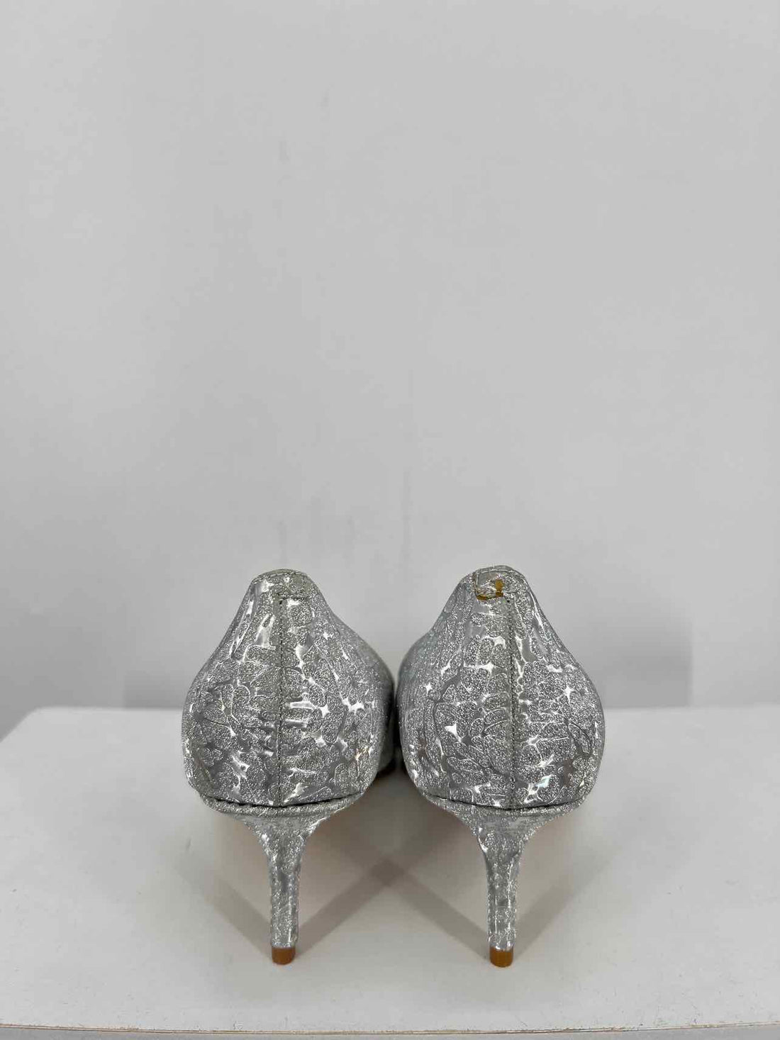 Nine West Women Size 9 Silver Heels