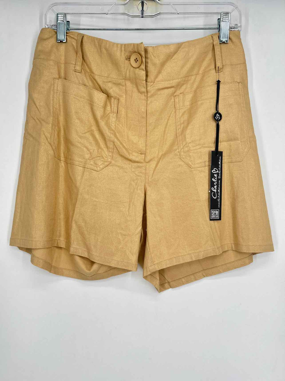 Charlie B Size 8 Gold NWT Shorts