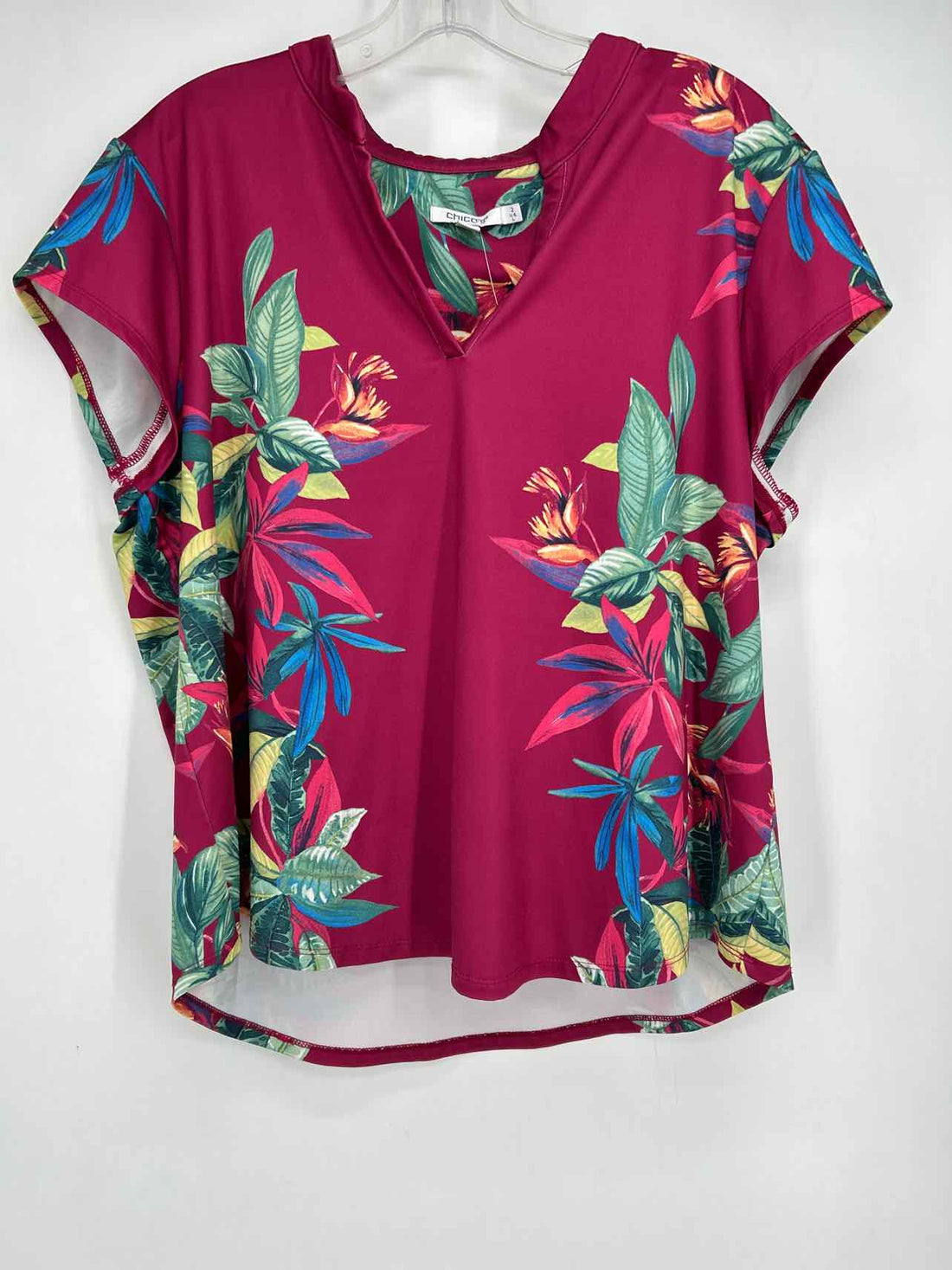 Chicos Size 2/L Magenta Floral Short Sleeve