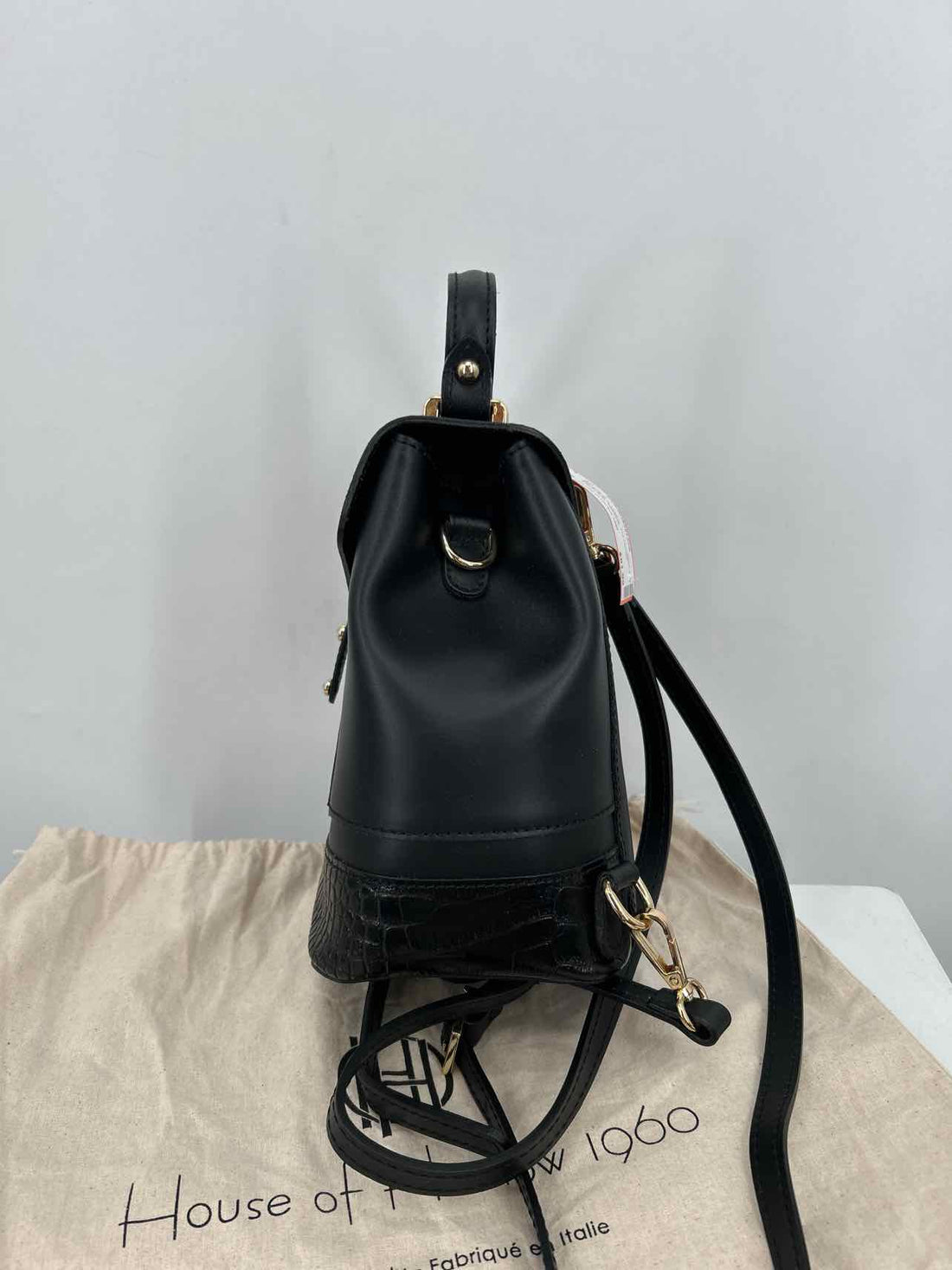 House of Harlow 1960 Black Leather Pre Owned Backpack