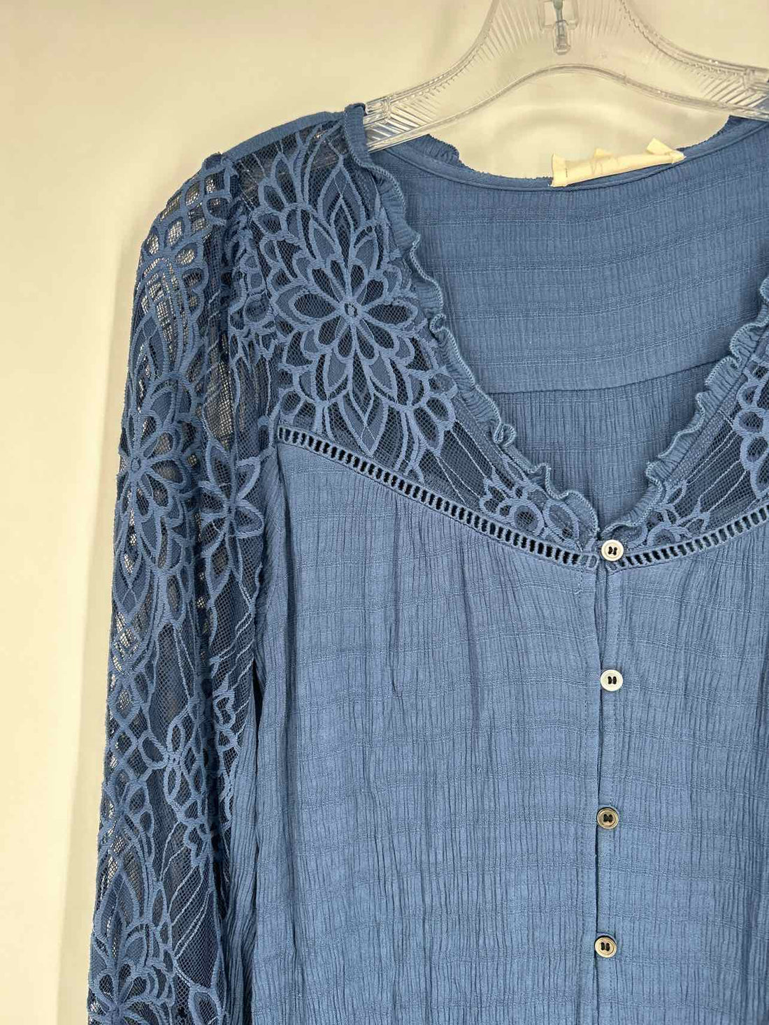 Nurture by Westbound Size M Navy Lace Long Sleeve