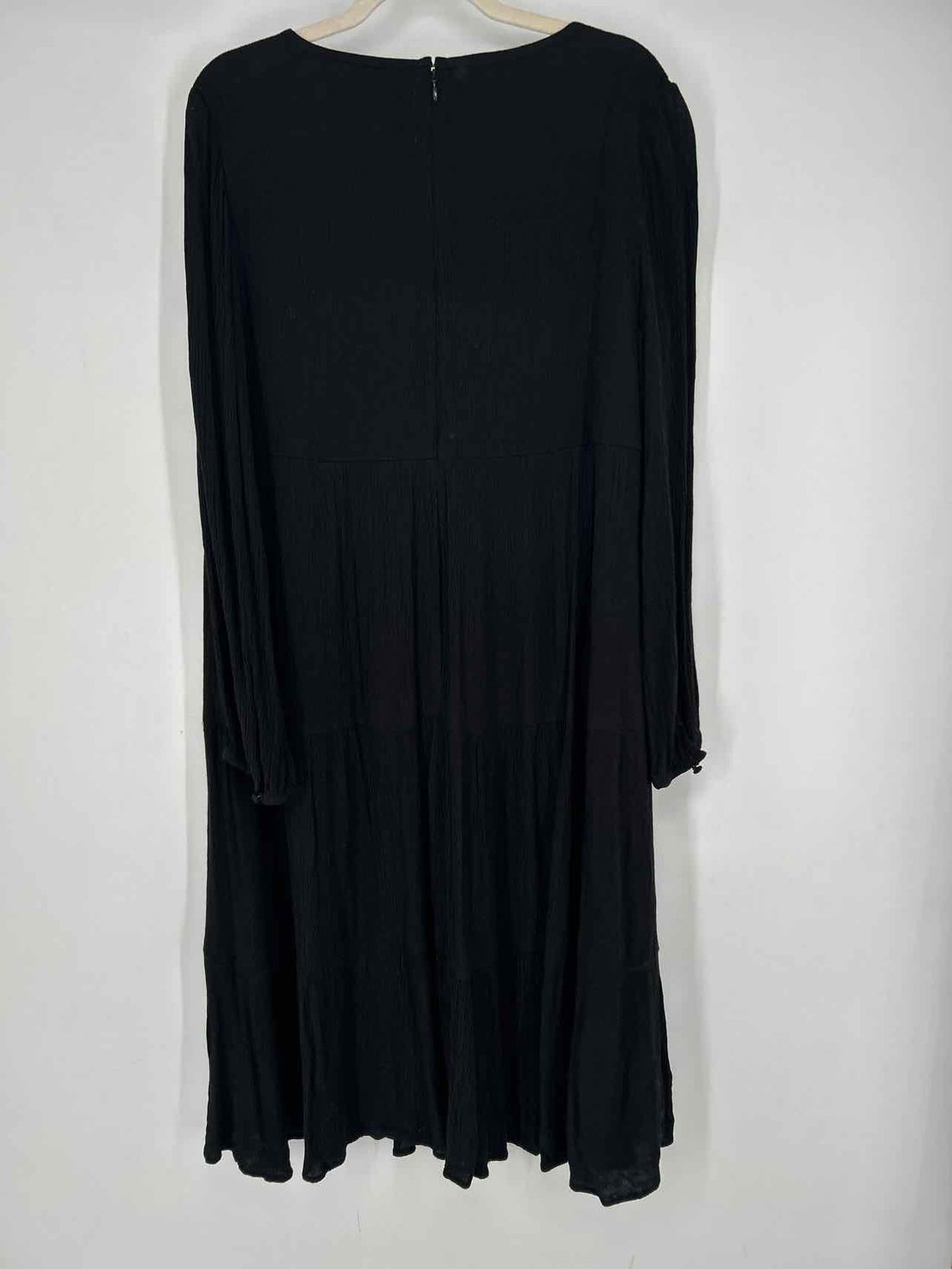Loft Size M Black Long Sleeve Dress