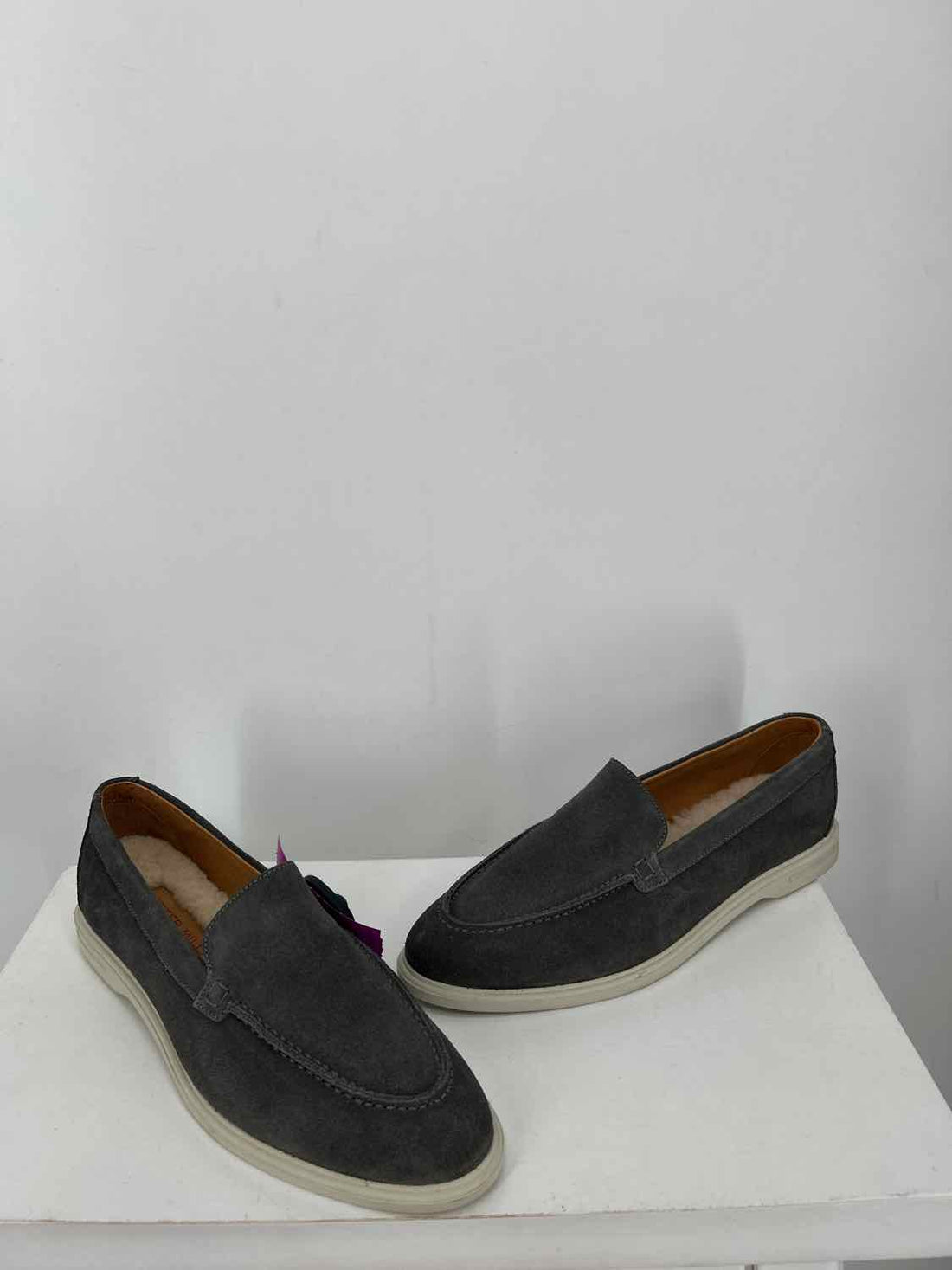 Peter Millar Women Size 8 Gray Loafers