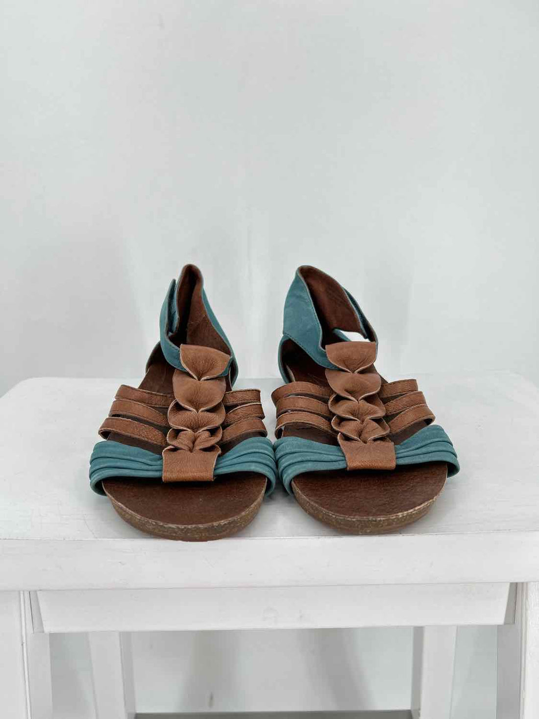 Naya Women Size 9N Blue Sandals