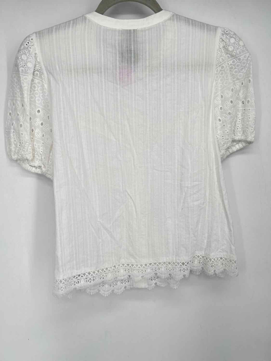 Industry Size M White Eyelet Short Sleeve