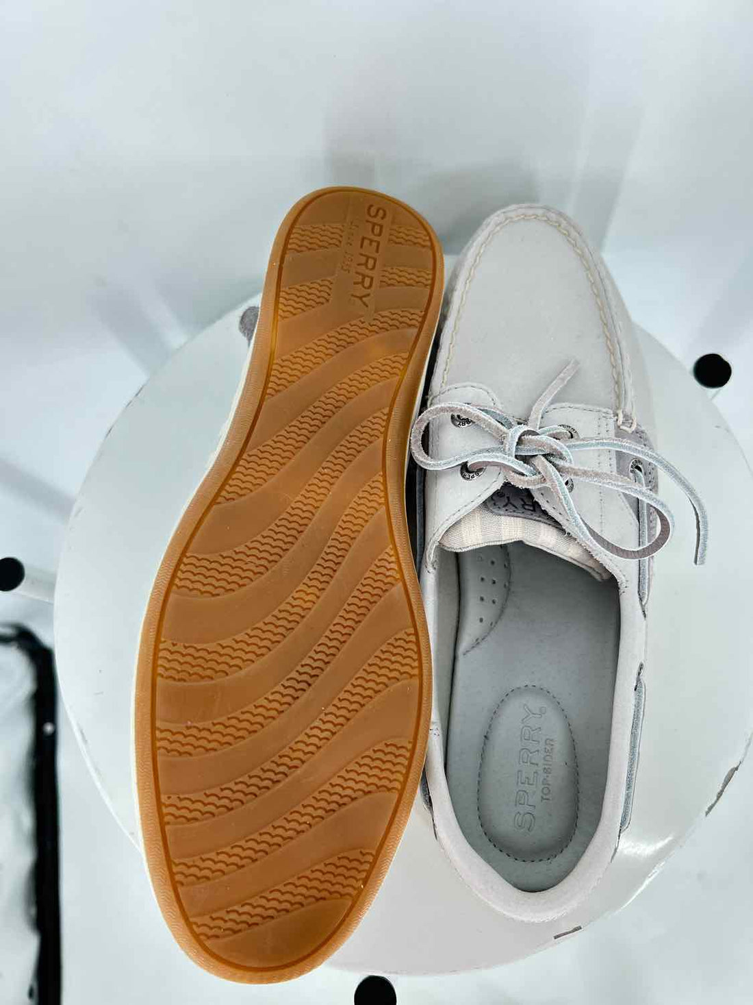 Sperry Women Size 8.5 Light Grey Loafers