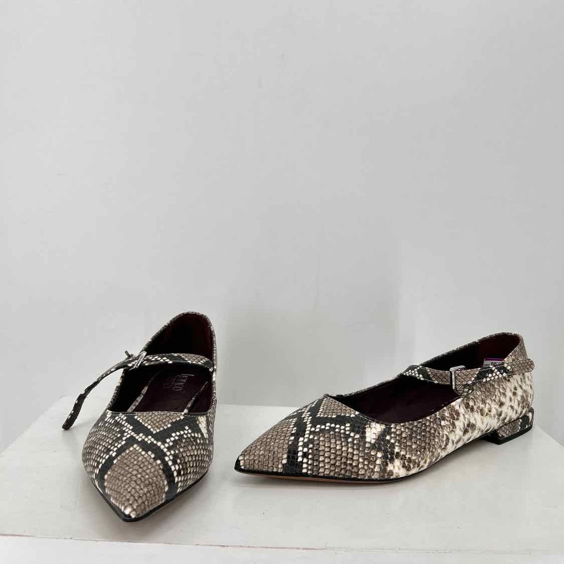 Franco Sarto Women Size 9 Reptile Flats