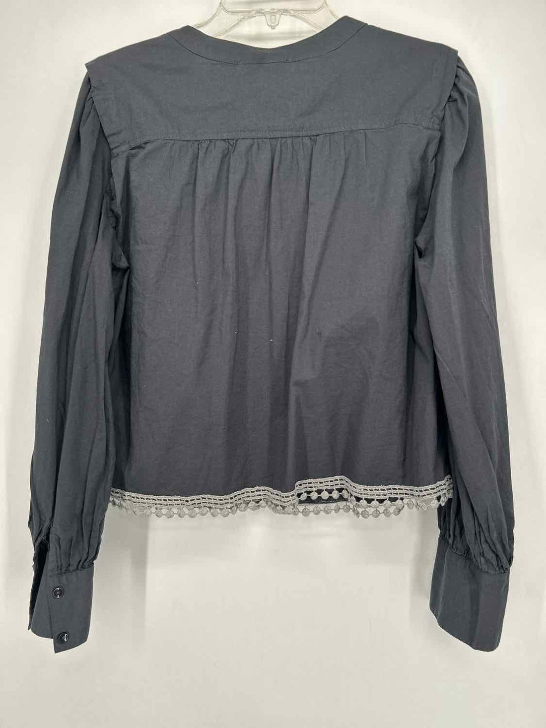 Broadway 38 Size M Dark Gray Long Sleeve