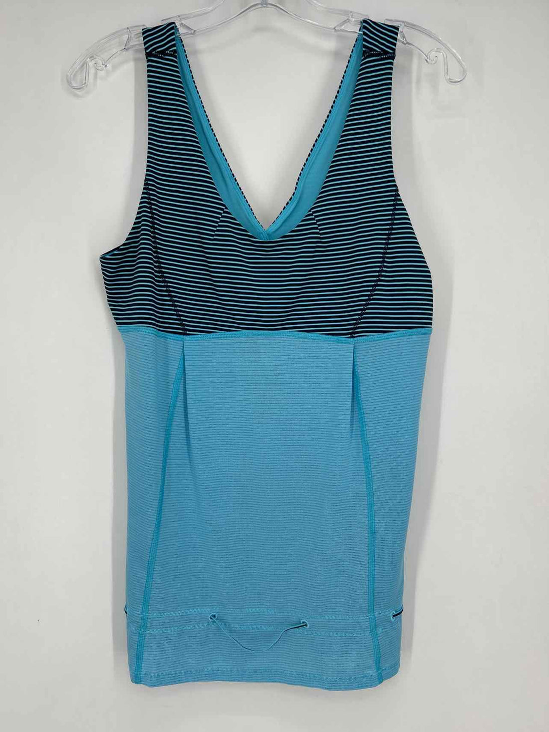 Lululemon Size 10 Blue Stripe Active Tops