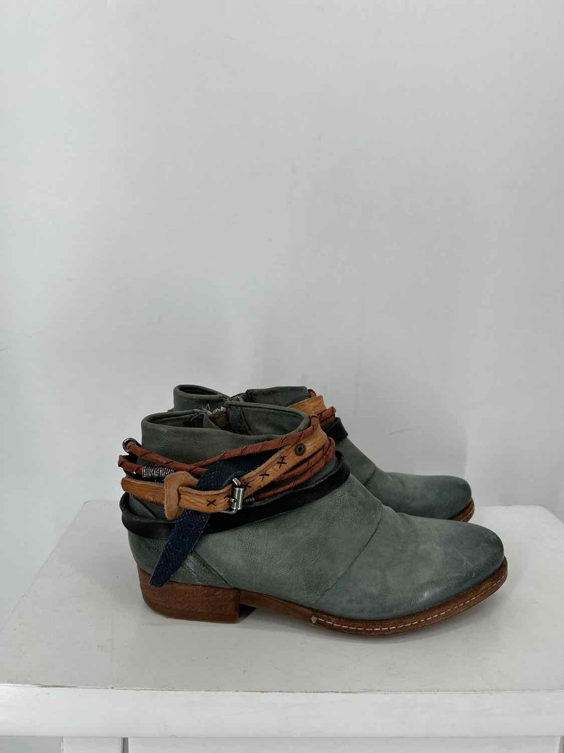 A.S. 98 Women Size 38 Turquoise Genuine Leather Ankle Boot