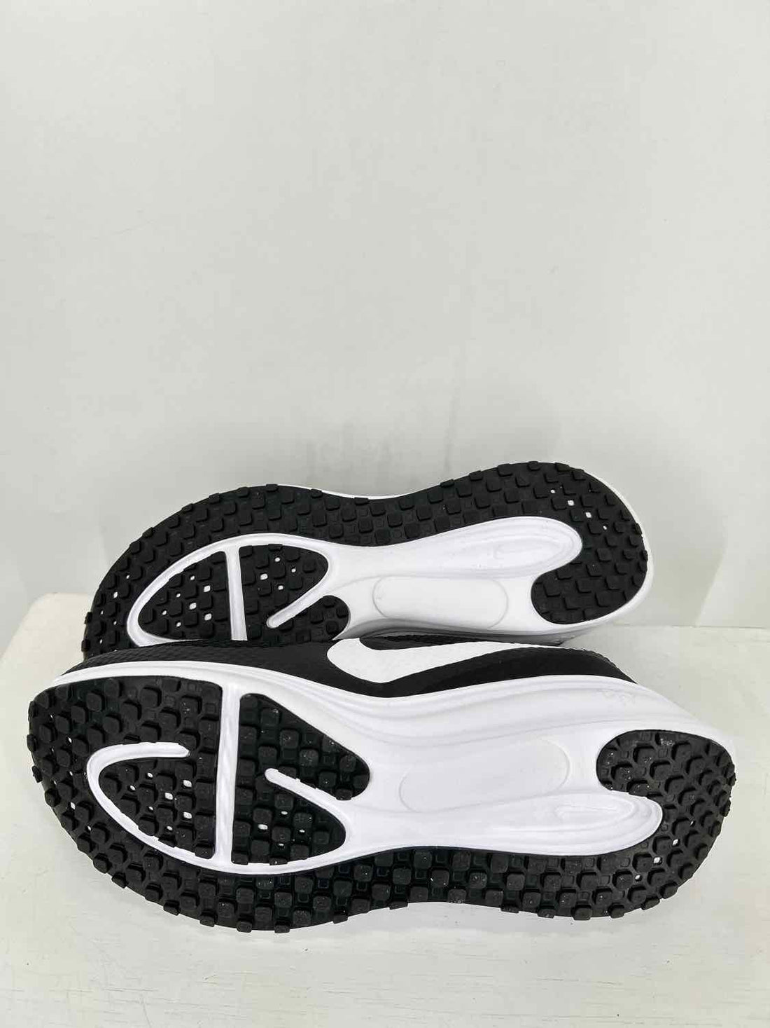 Nike Women Size 8.5 Black New Sneakers