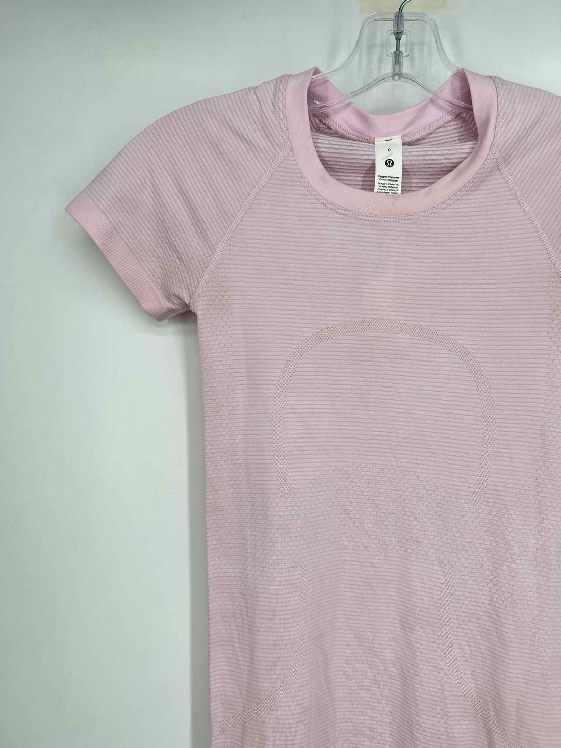 Lululemon Size 0 Pink Active Tops