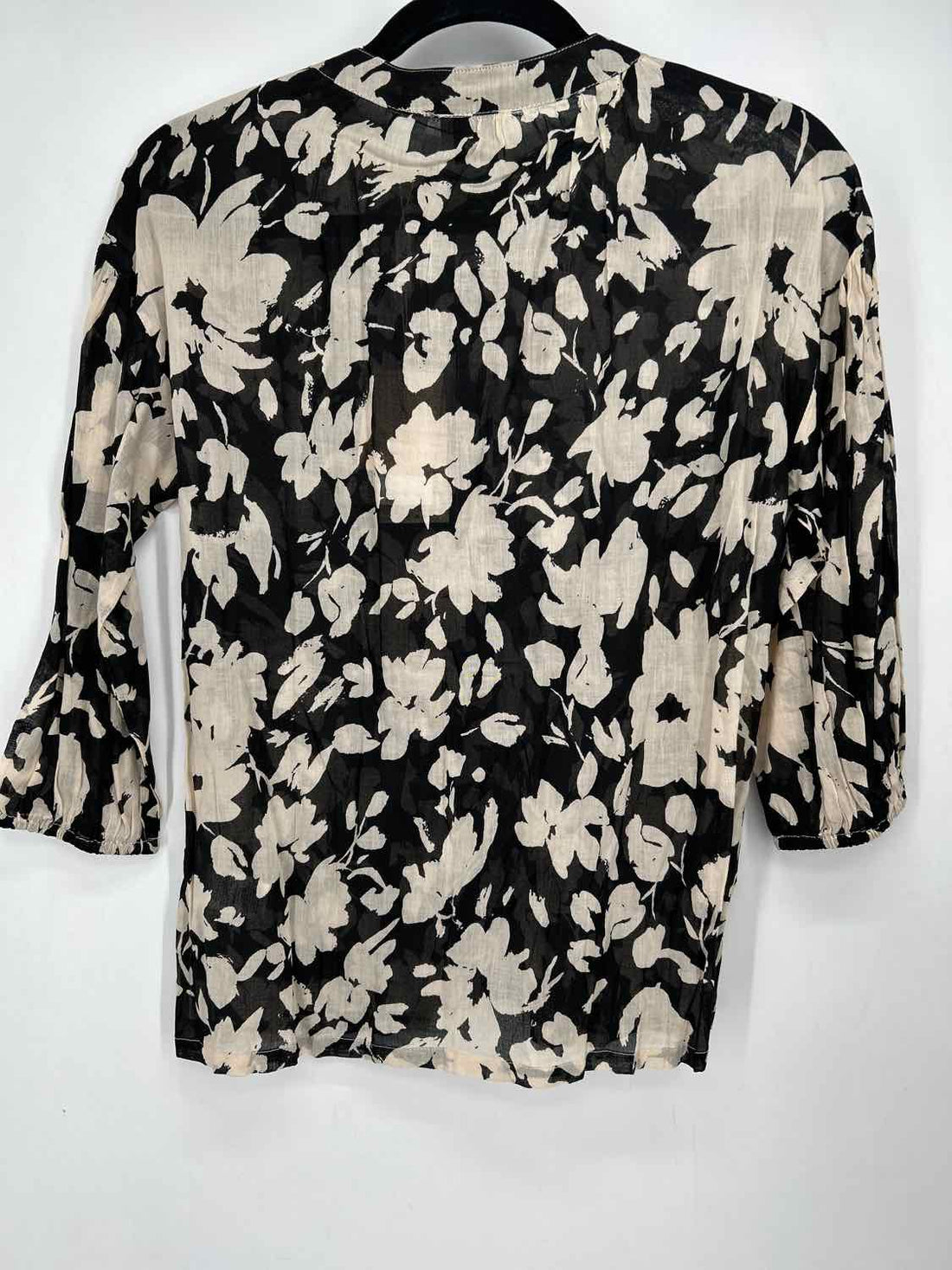 Elie Tahari Size S Beige & Black NWT Long Sleeve