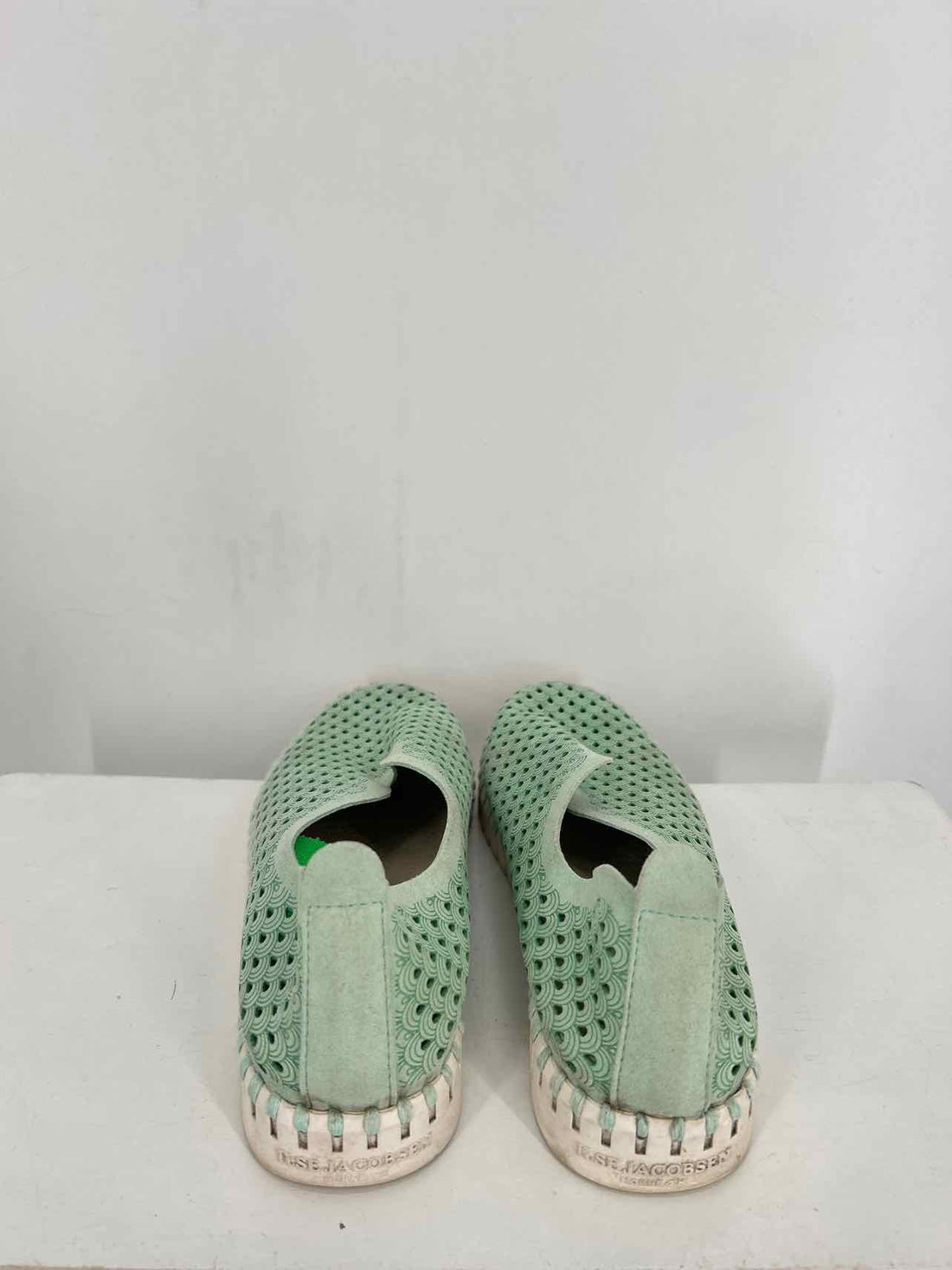 Ilse Jacobsen Women Size 36 (5.5-6) Mint Green Perforated Sneakers