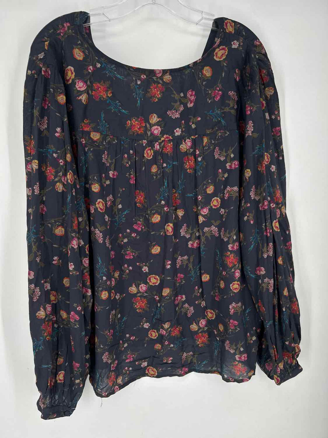 Lucky Brand Size 1X Navy Floral Top/Blouse
