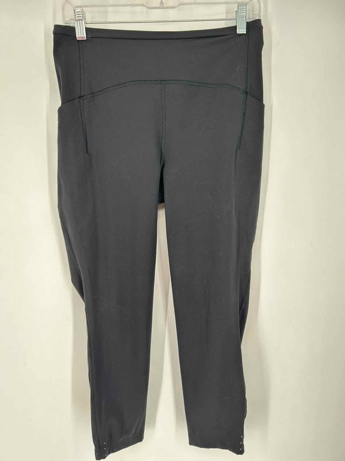 Lululemon Size 10 Black Active Leggings