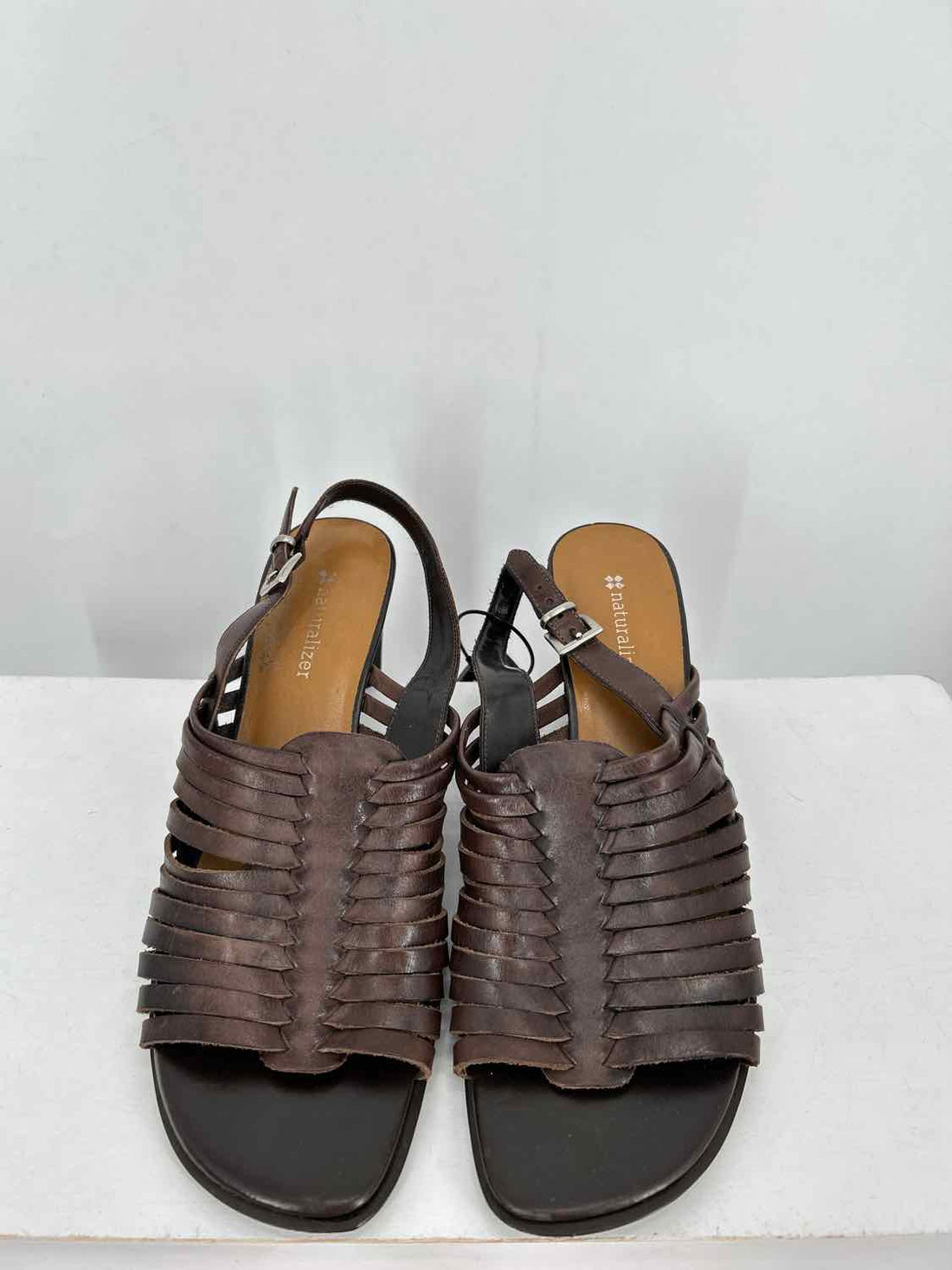 Naturalizer Women Size 8.5 Brown Sandals