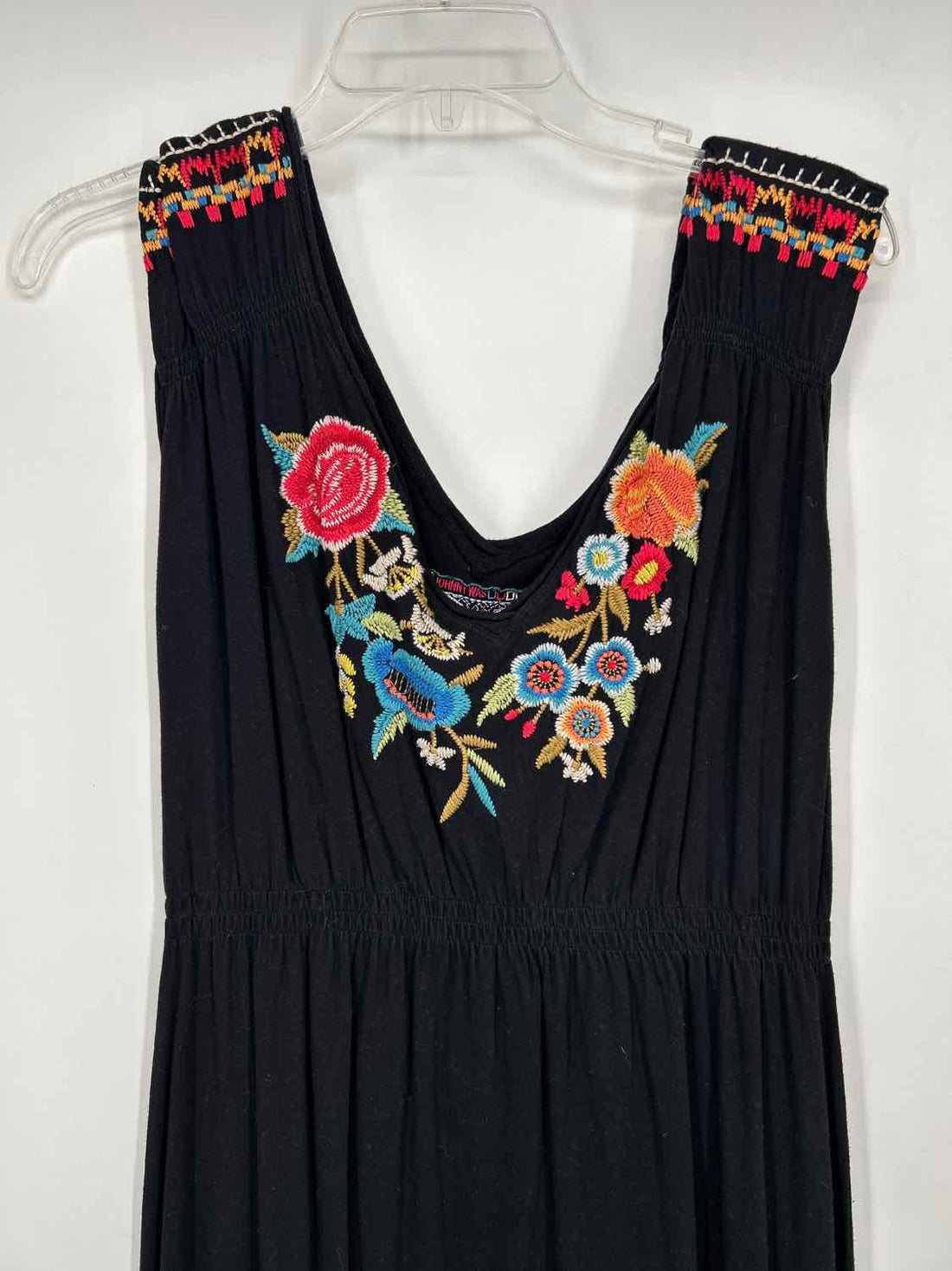 Johnny Was Size L Black Floral Embroidered Sleeveless Maxi