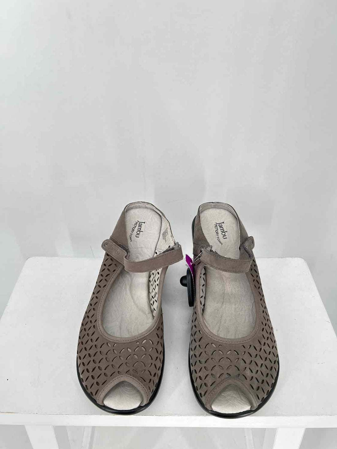 Jambu Women Size 11 Gray Perforated Wedges