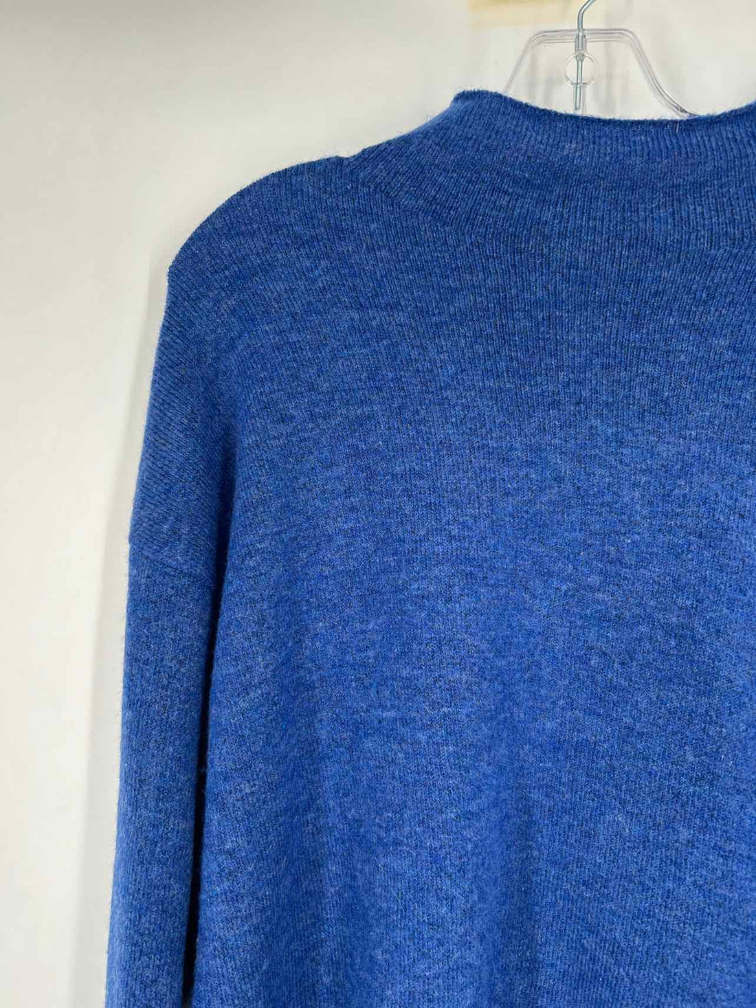 Leith Size M Blue Sweater