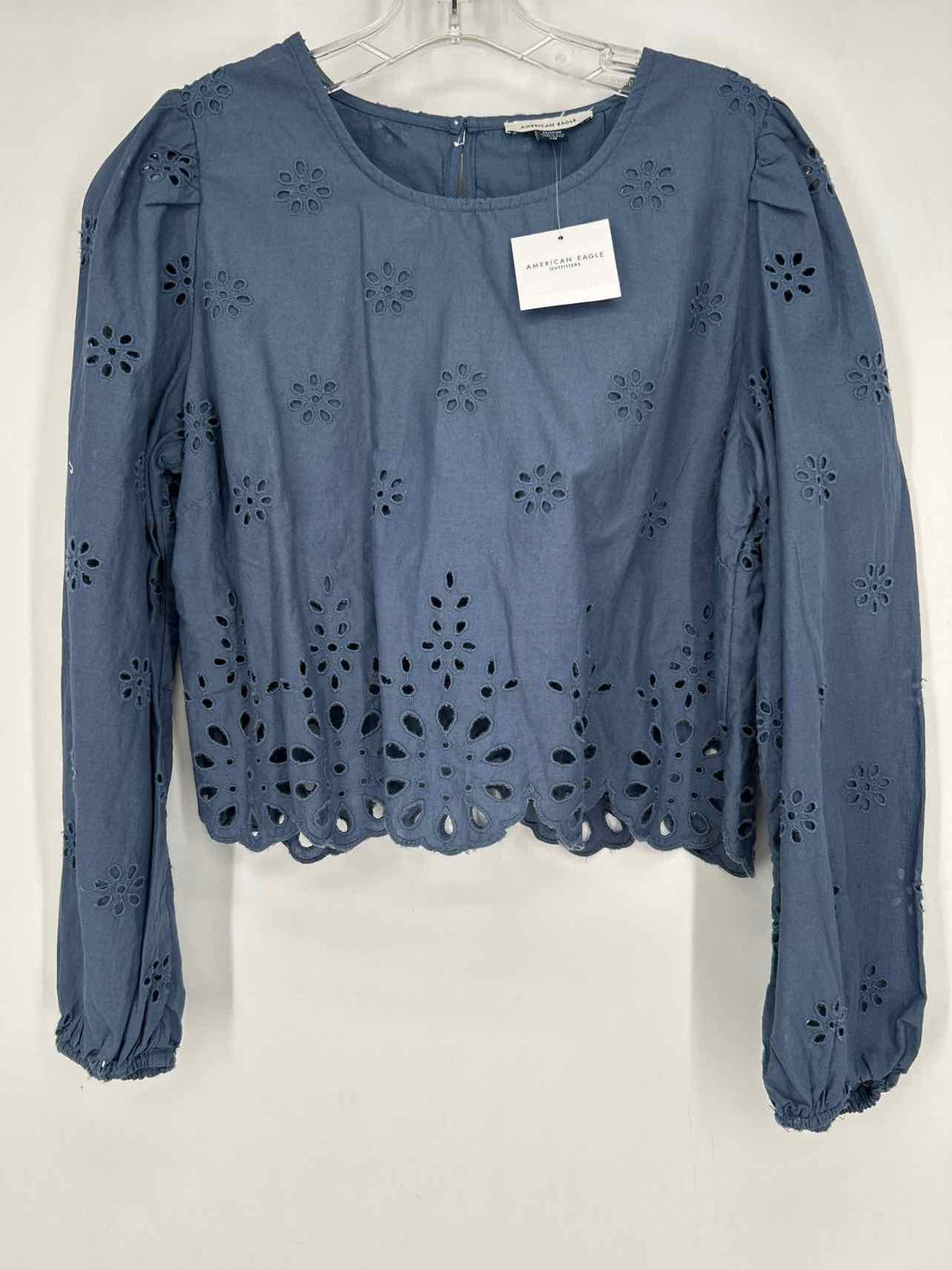 American Eagle Size M Navy Eyelet NWT Long Sleeve