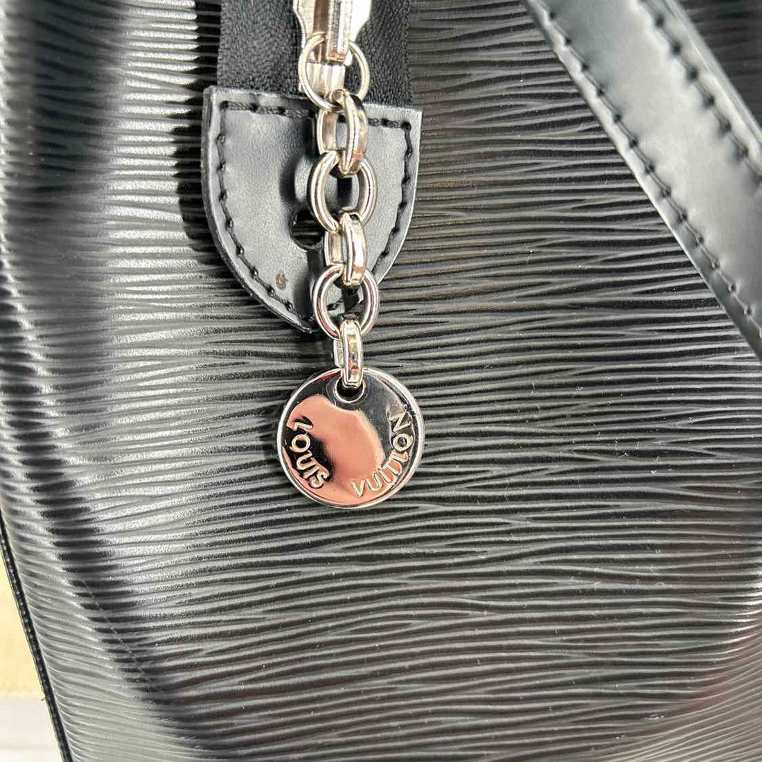Louis Vuitton Brea GM Black Epi Leather LUXURY