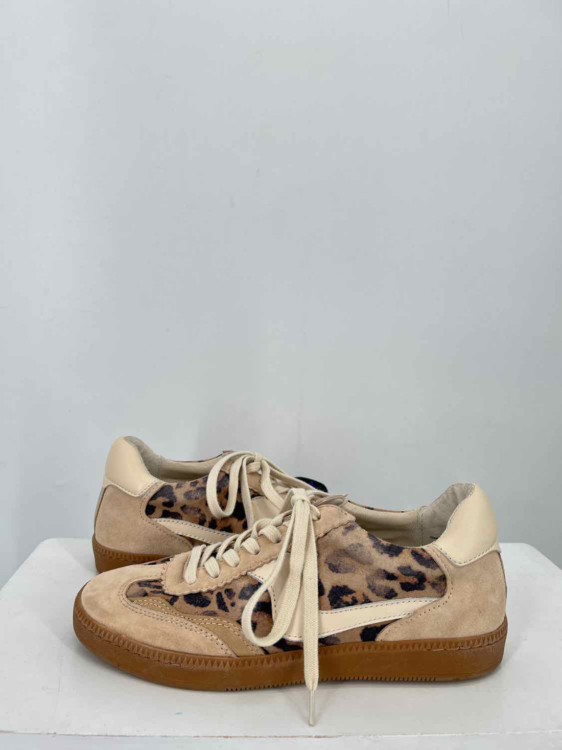 Dolce Vita Notice Women Size 7.5 Beige Leopard Sneakers