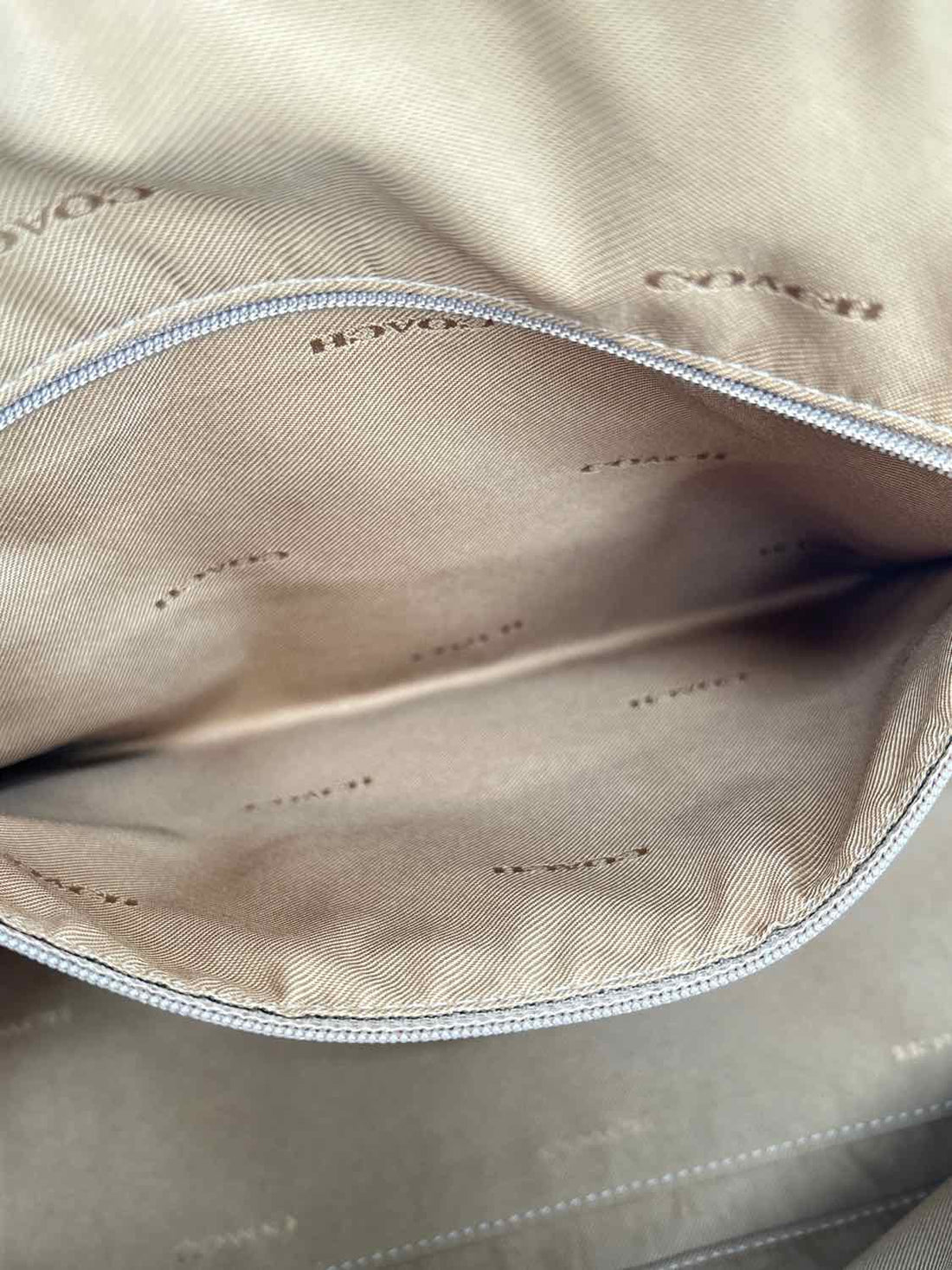 Coach Ivory Pebbled Leather Excellent Condition Satchel