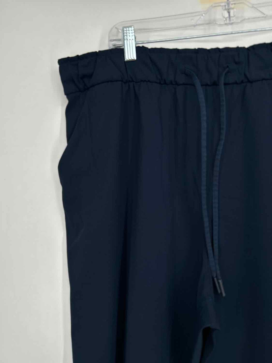 Lululemon Size 16 Navy Active Pants