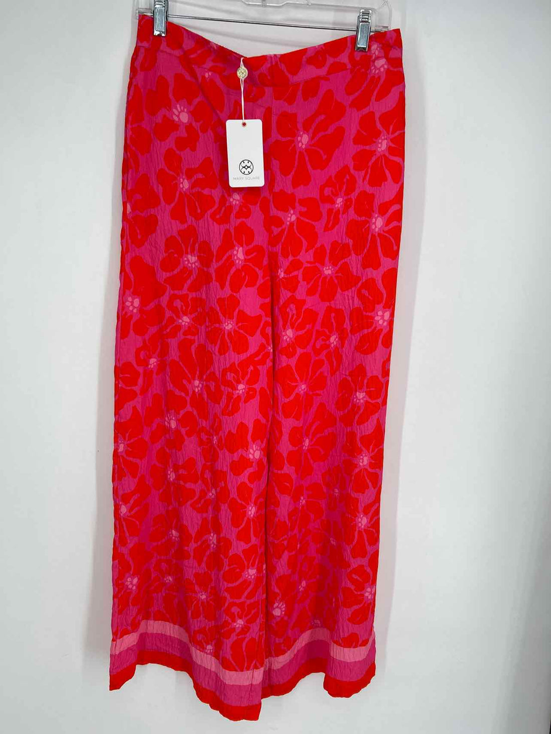 Mary Square Size M Dark Pink & Red Print NWT Pants a