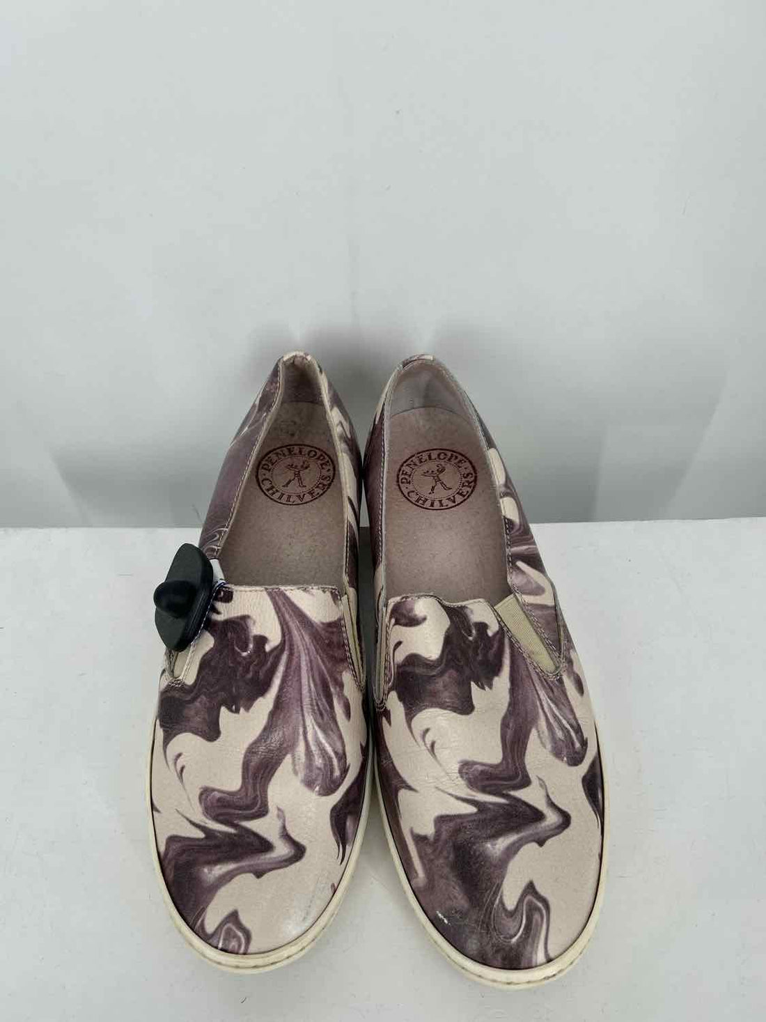Penelope Chilvers Women Size 38 (7.5-8) Cream & Purple Sneakers