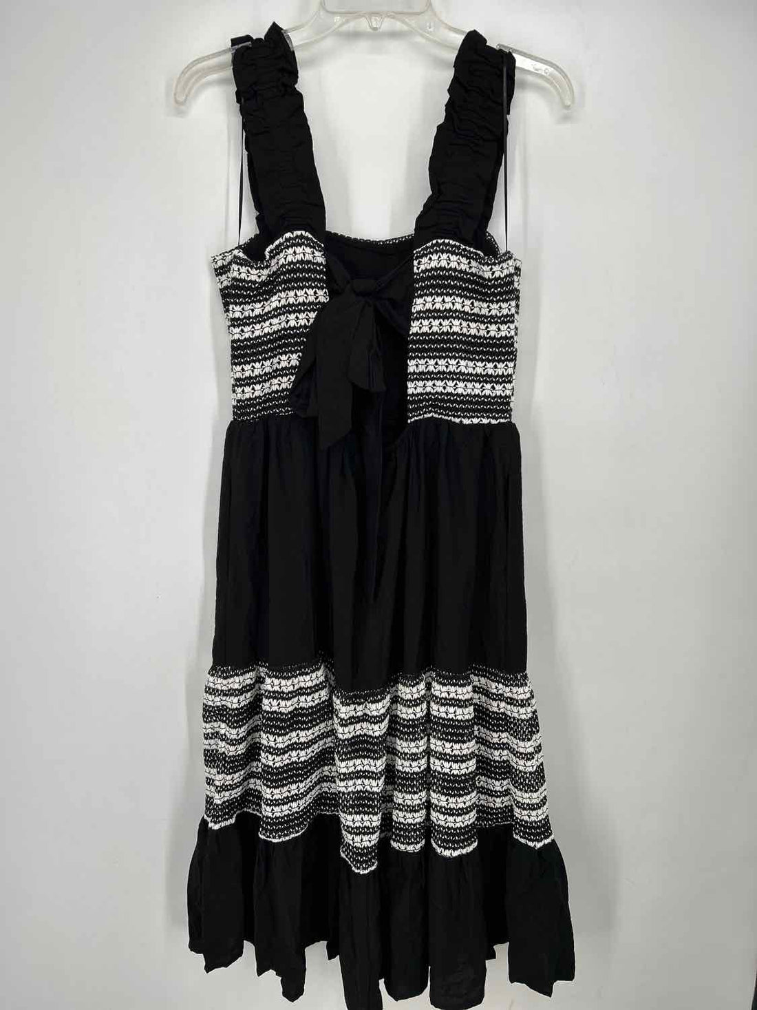 Draper James Size M Black & White Sleeveless Dress