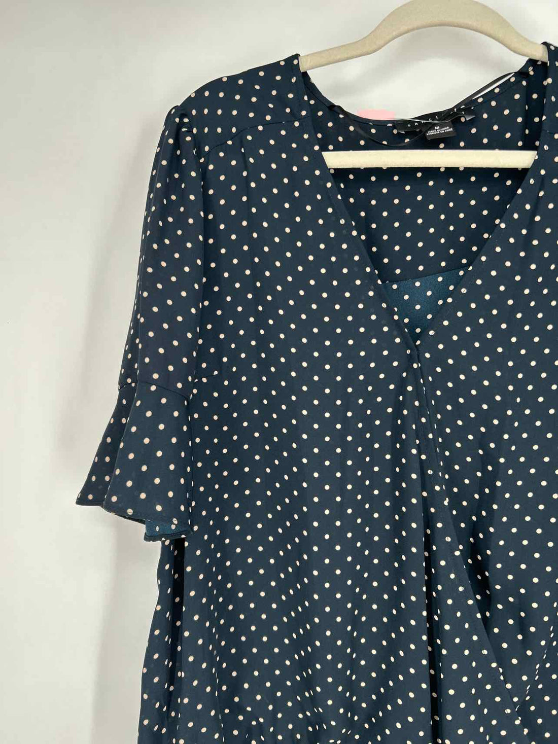 Sanctuary Size M Navy Polkadot Short Sleeve