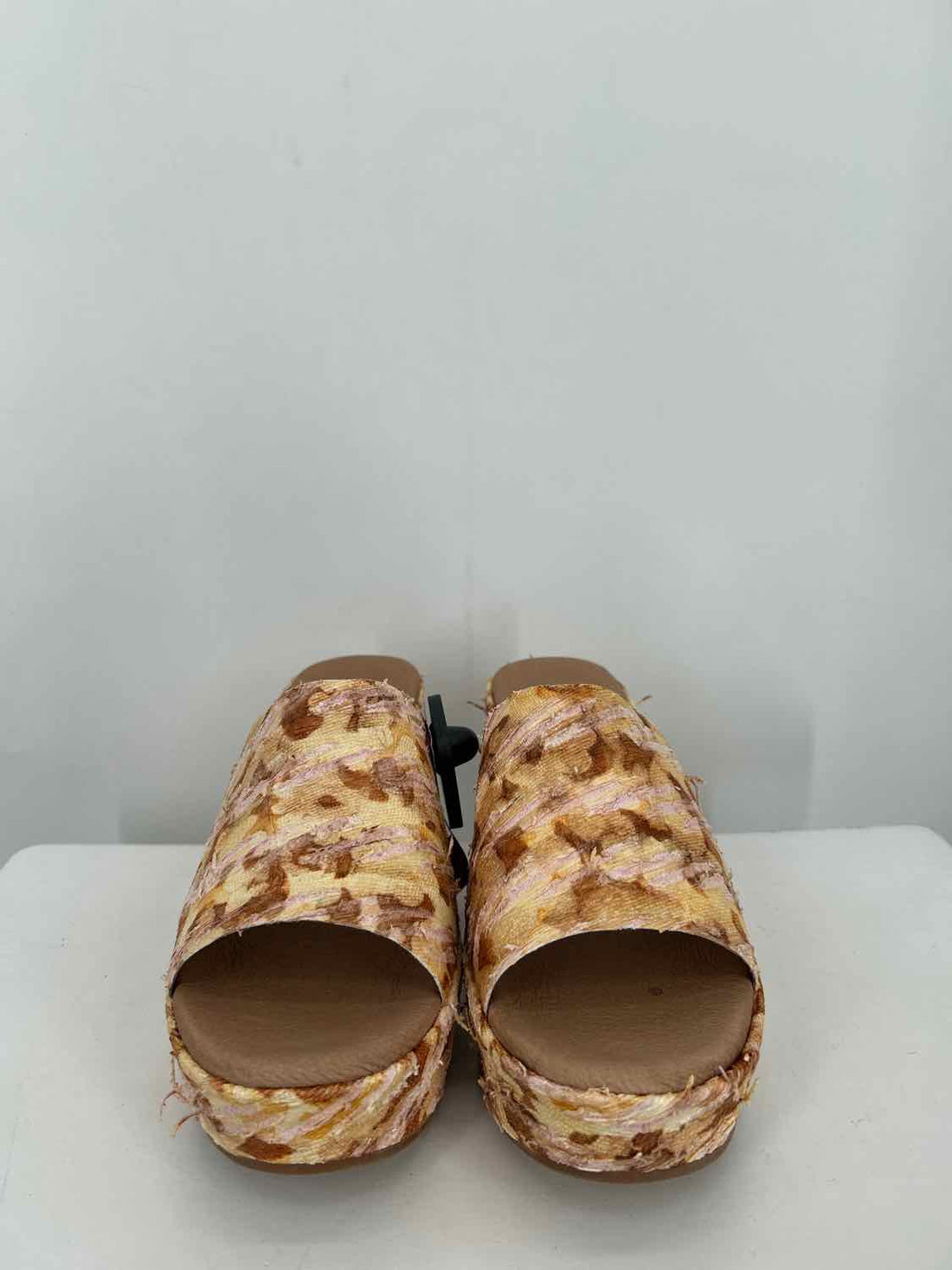 Antelope Women Size 39 (8.5-9) Yellow Print New Wedges