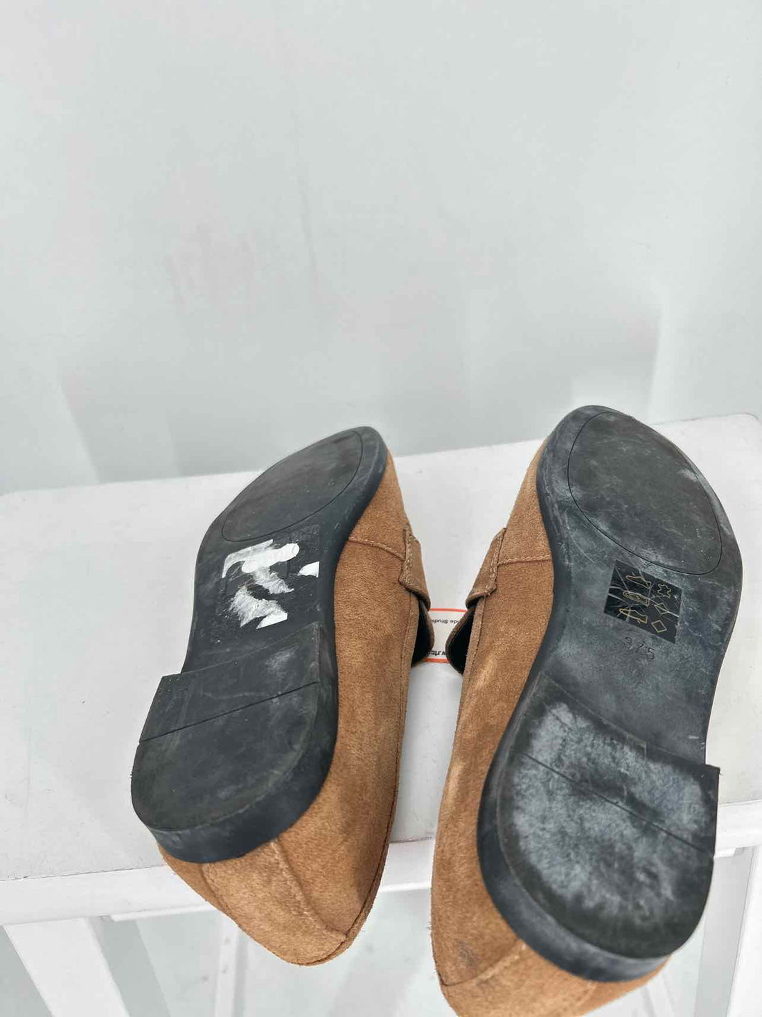 Black Suede Studio Women Size 7.5 Brown Loafers