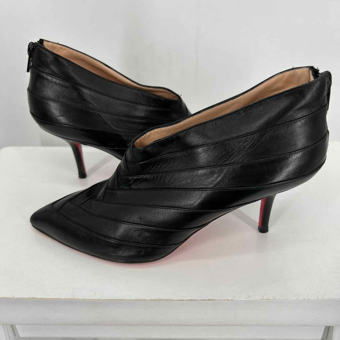Christian Louboutin Women Size 37 Black Good Genuine Leather LUXURY