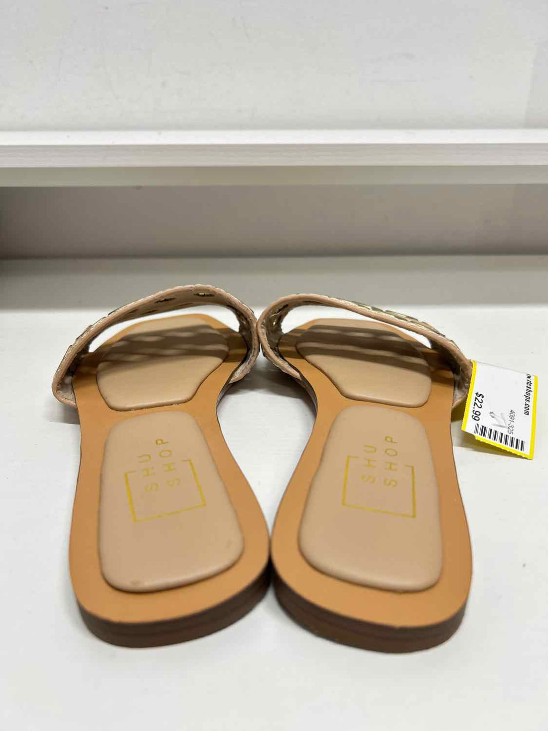 Shu Shop Women Size 6 Beige Sandals