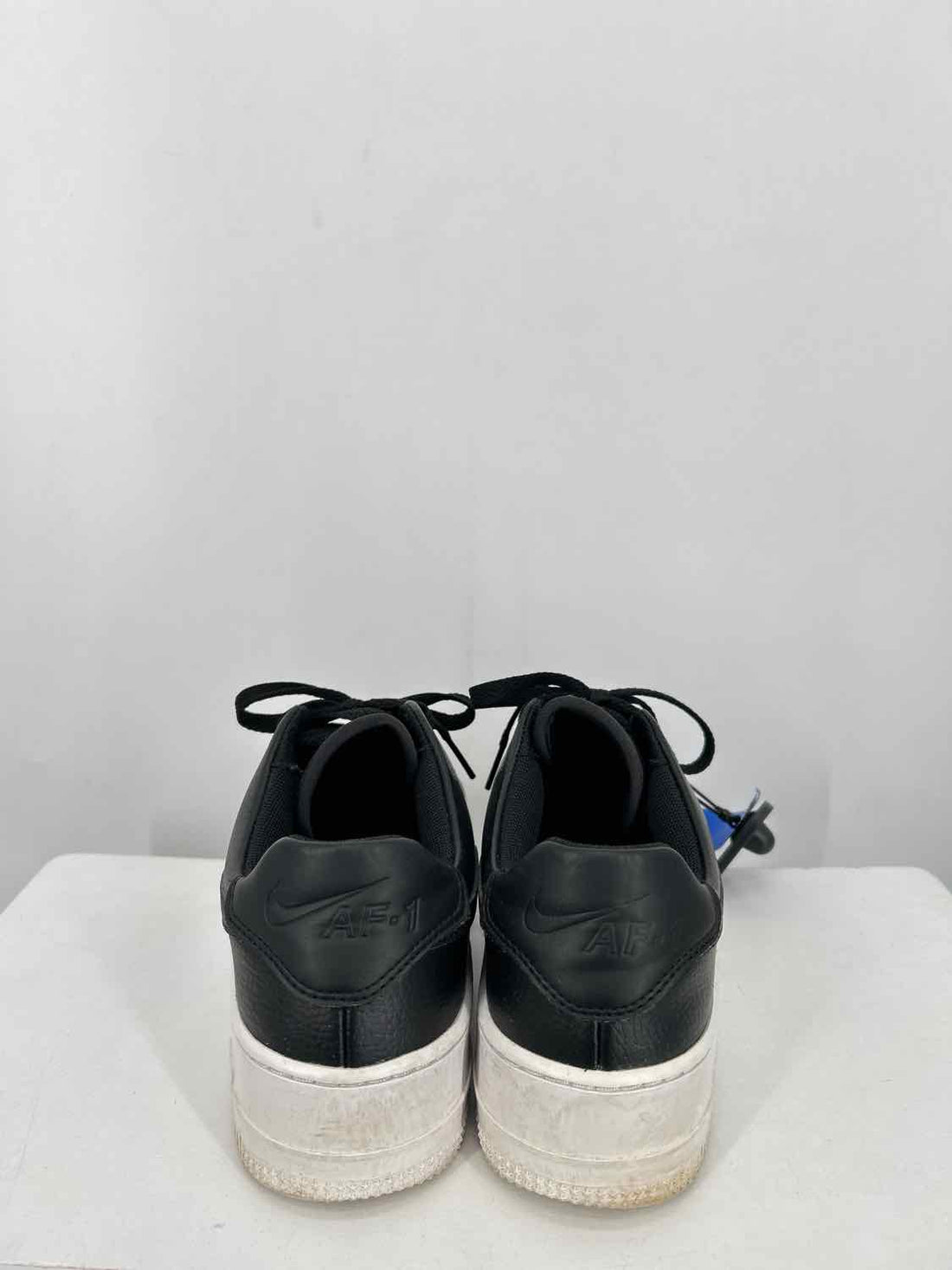 Nike Women Size 9 Black Sneakers