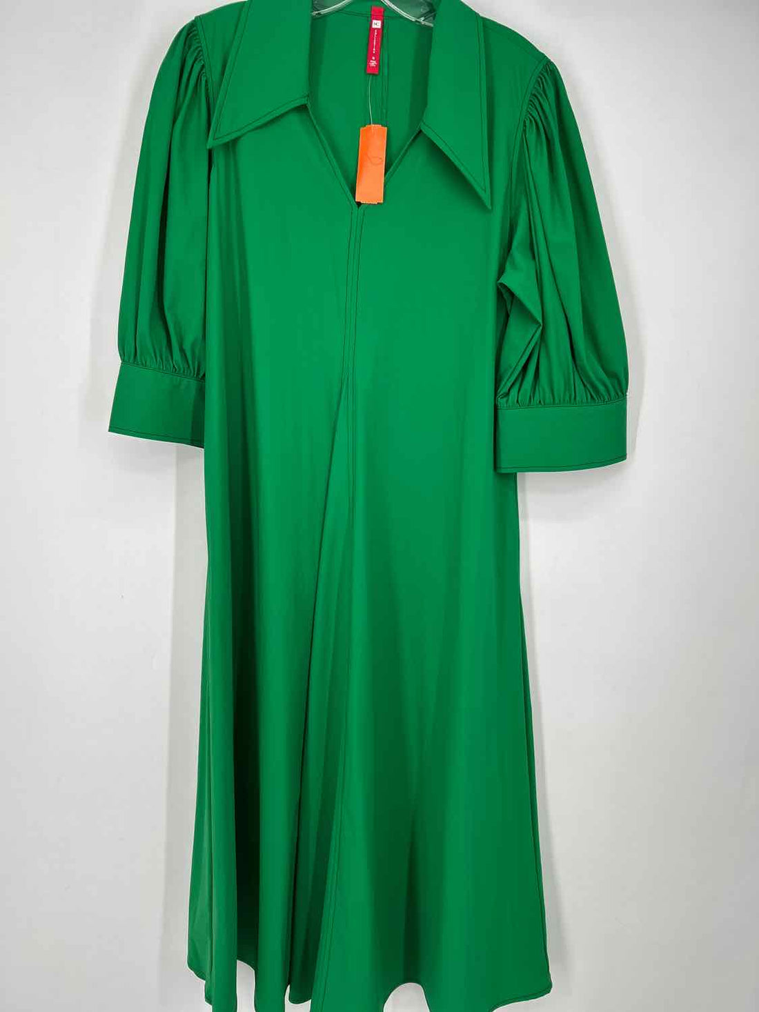 IC Collection Size M Kelly Green Dress