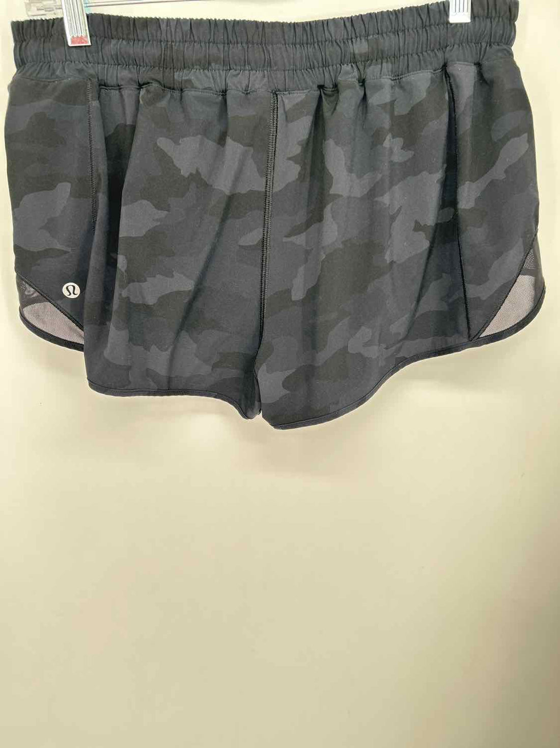 Lululemon Size 12 Black Camo Active Shorts