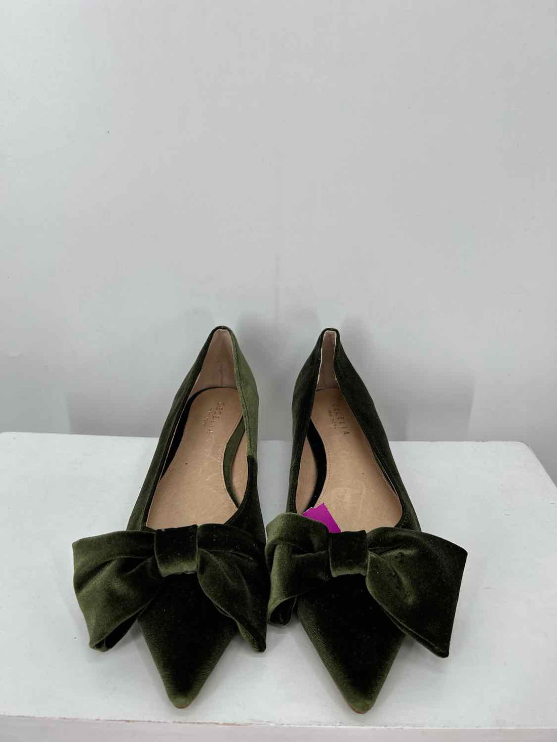Cecelia Women Size 8.5 Green Velvet Flats