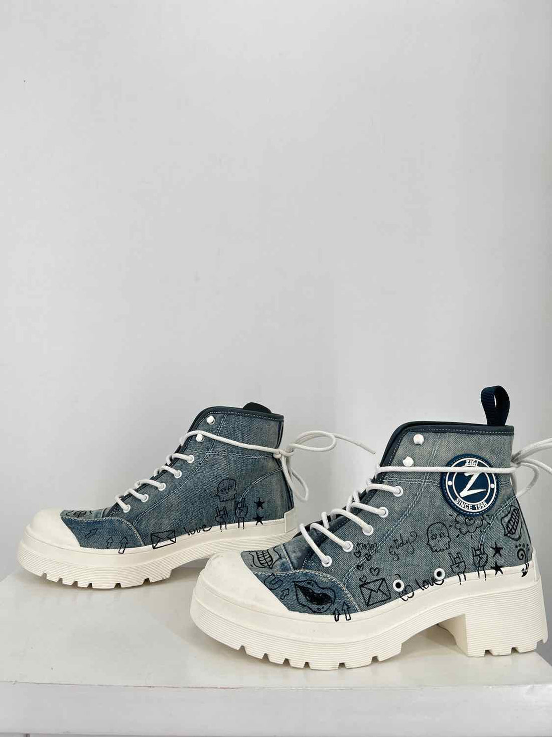 Zigi NY Women Size 7 Denim New Sneakers