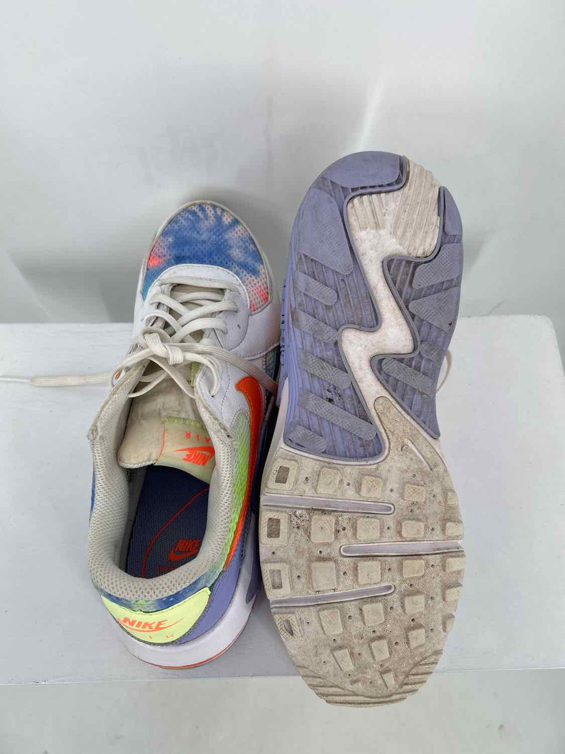 Nike Women Size 9.5 White with Tie Dye Air Max Sneakers