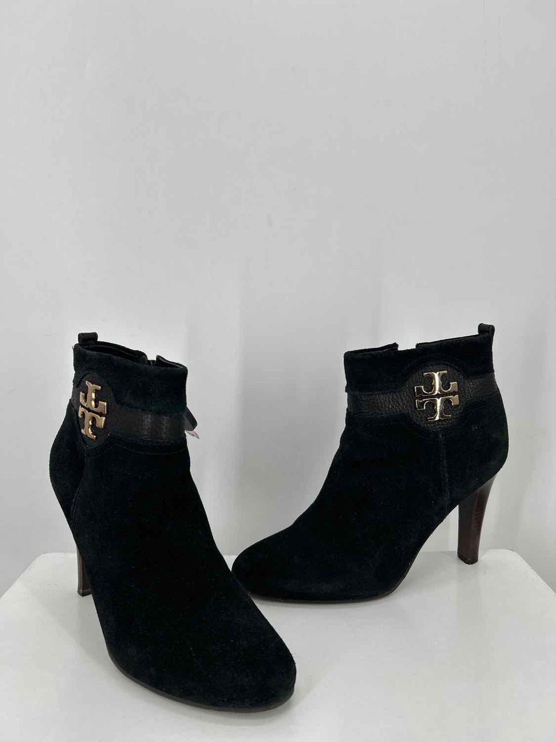 Tory Burch Women Size 8 Black Suede Ankle Boot