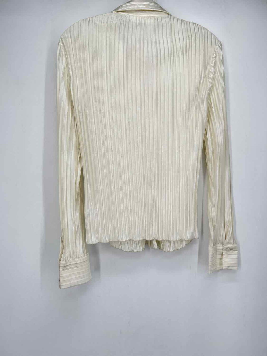 ASTR Size S Ivory Long Sleeve