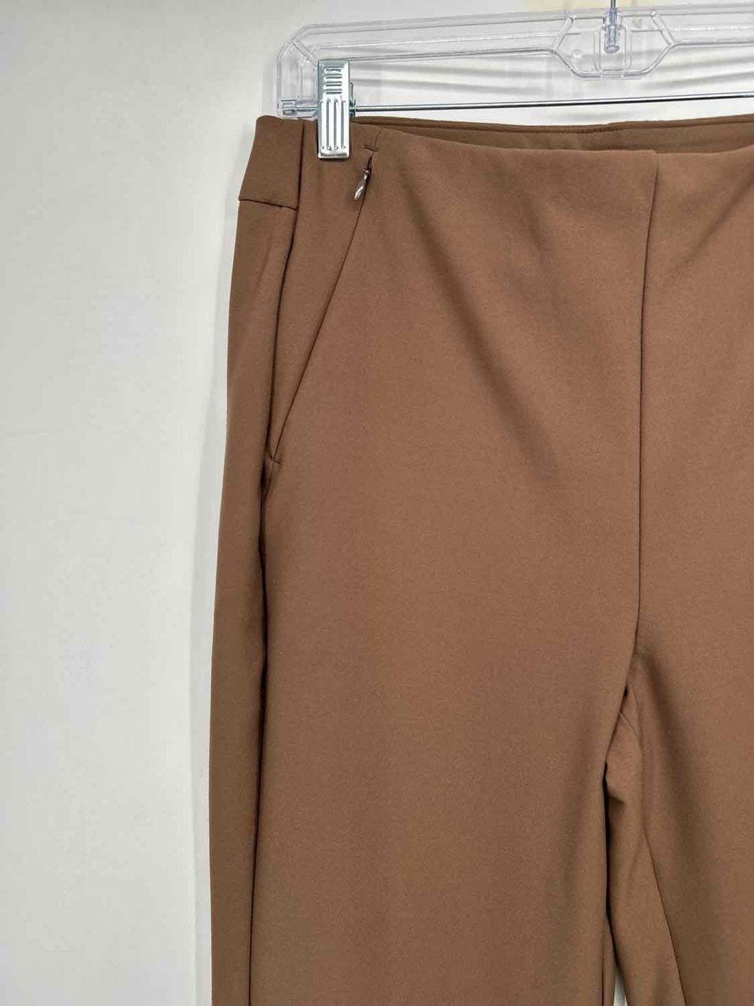 Chicos Size .5 (6) Brown Pants