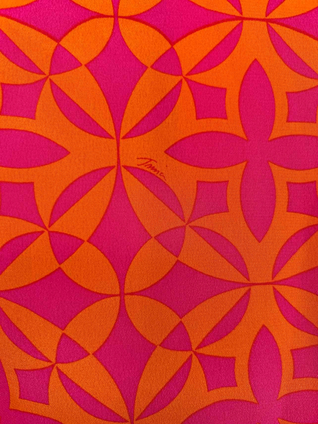 Trina Turk Size P Fuschia & Orange Print Silk Long Sleeve
