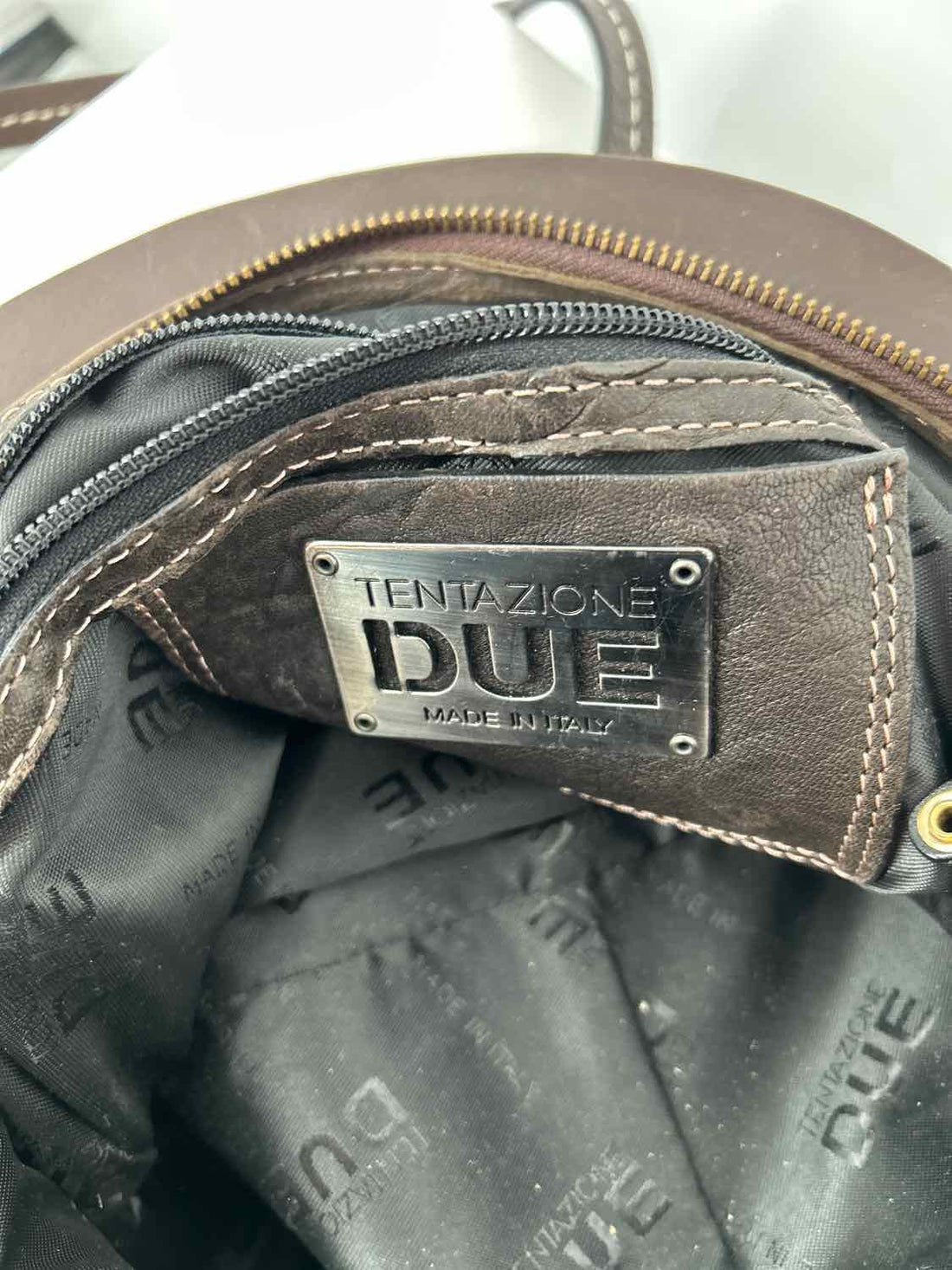 Tentazione Due Dark Brown Leather Pre Owned Shoulder