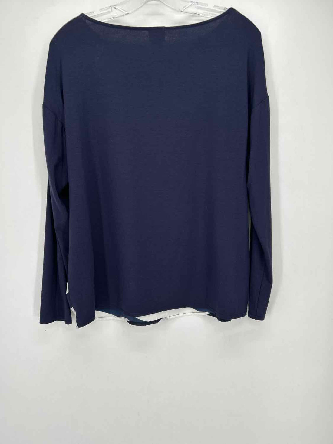 Chicos Size 1 (8) Navy Print Long Sleeve