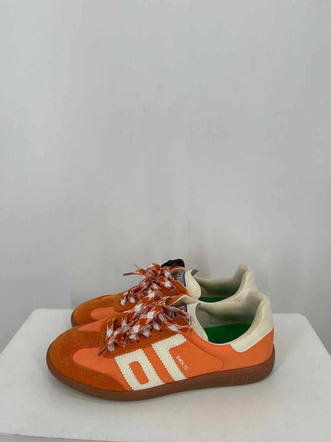 BACK 70 Women Size 40 (9-9.5) Orange & White Sneakers